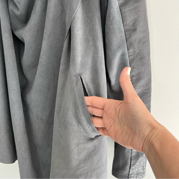 BLANK NYC Gray Faux Suede Leather Asymmetric Shoulder Zipper Draped Jacket Sz M - Picture 9 of 16